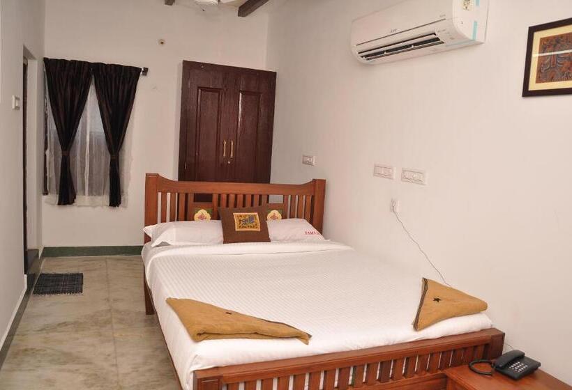 ユースホステル Rams Inn