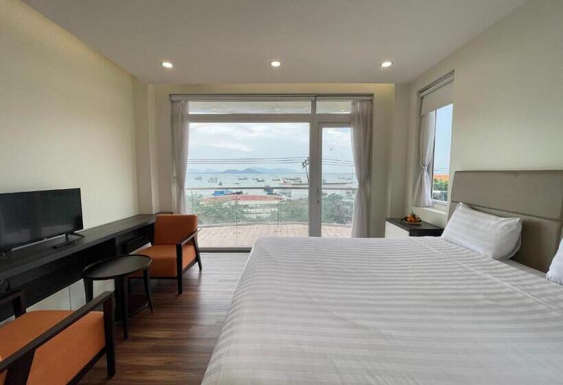 Cassabella Hotel & Apartments