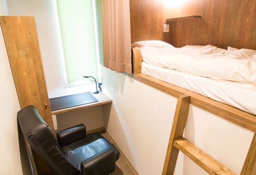 Comics & Capsulehotel Comicap Sapporo