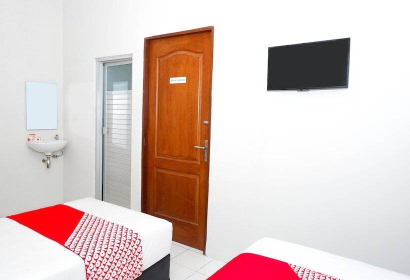 ホテル Oyo 422 Achterhuis Residence