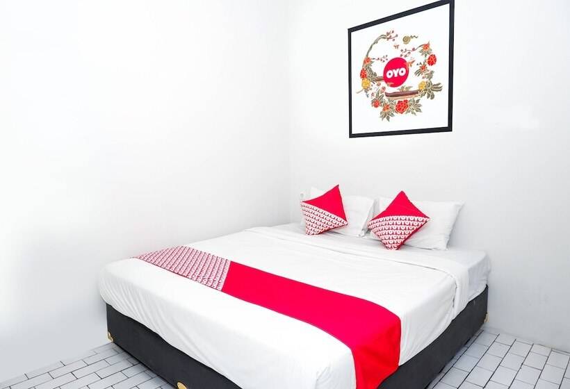 ホテル Oyo 422 Achterhuis Residence