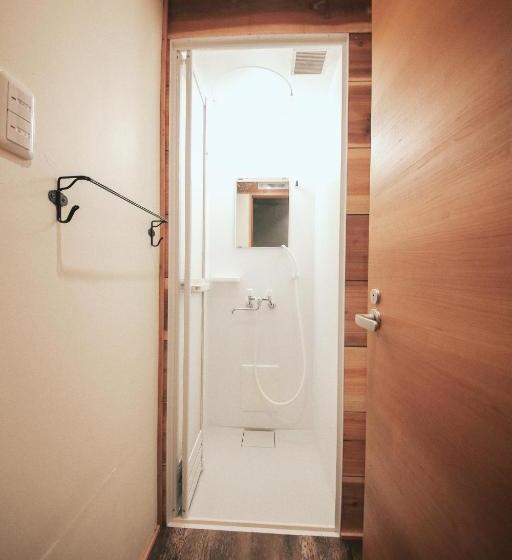 بنسيون Bnbplus Niigata Book Inn