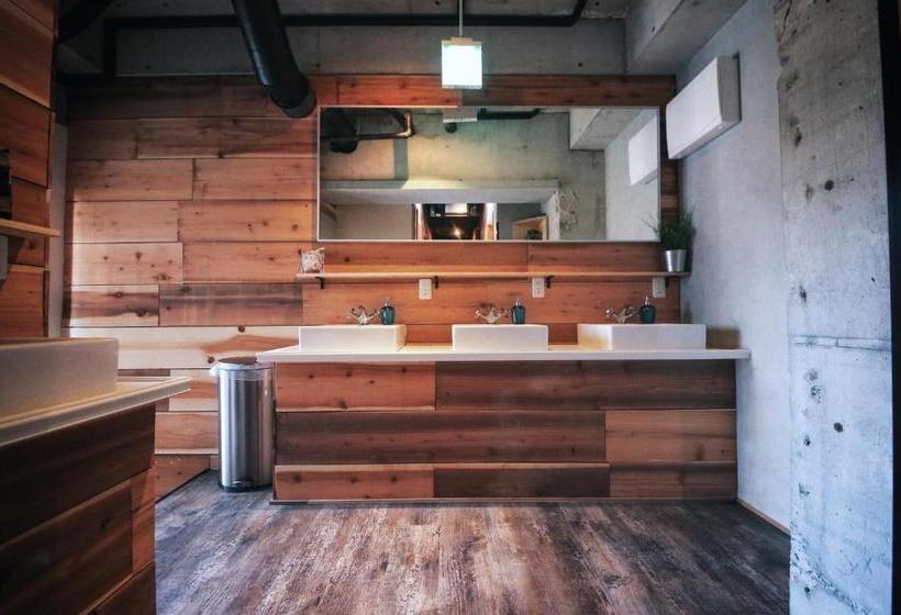 بنسيون Bnbplus Niigata Book Inn