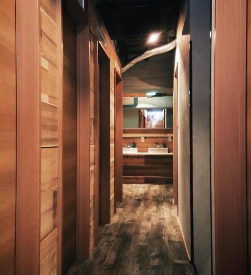 بنسيون Bnbplus Niigata Book Inn