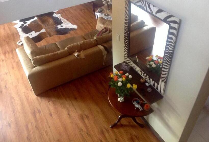 Пансион Ekhaya Guest House