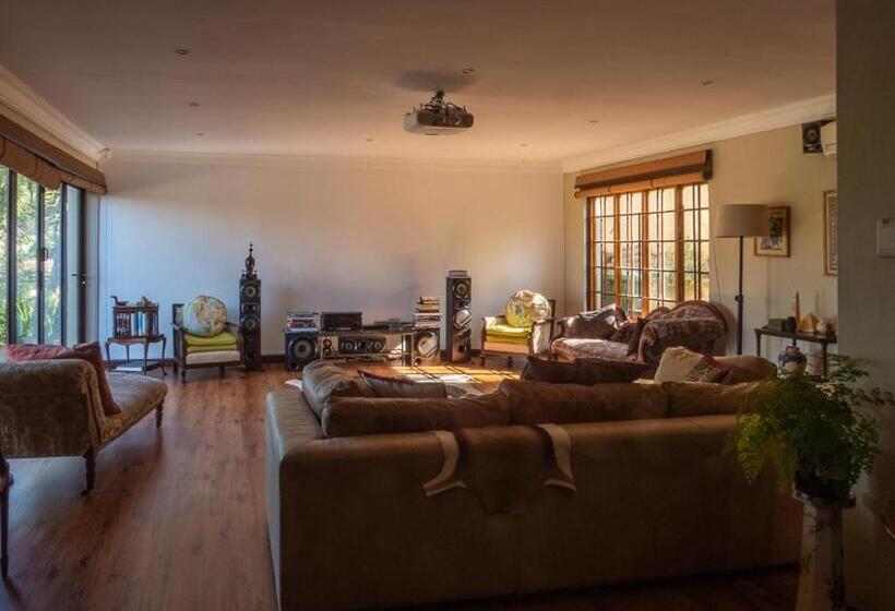 Пансион Ekhaya Guest House