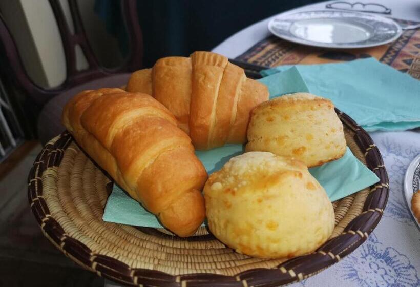 Пансион Ekhaya Guest House