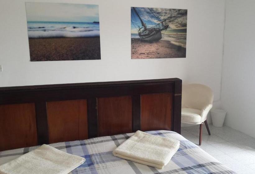 پانسیون Katalina House