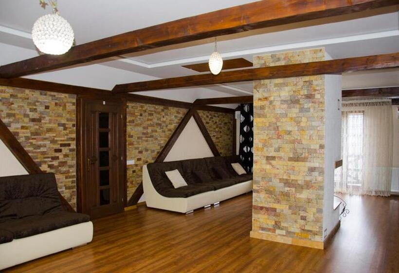 پانسیون Liubava