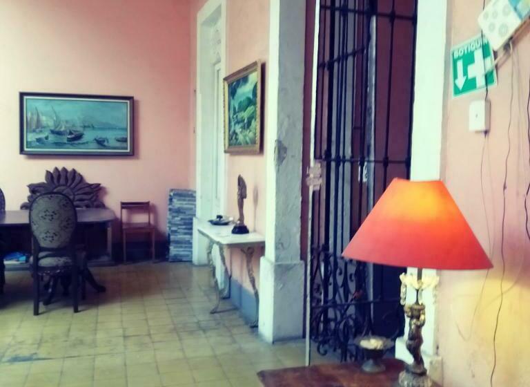 پانسیون Maska Mansion