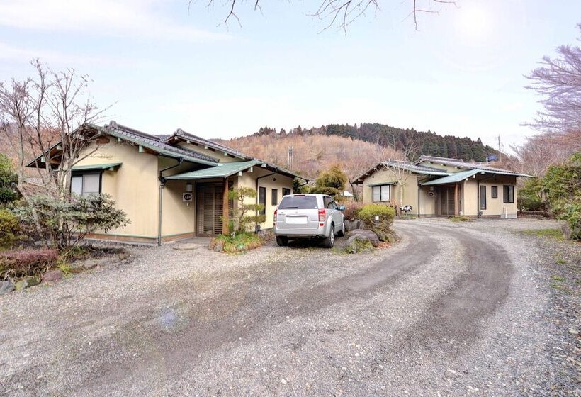 ペンション Mizuwake Minshuku Mura