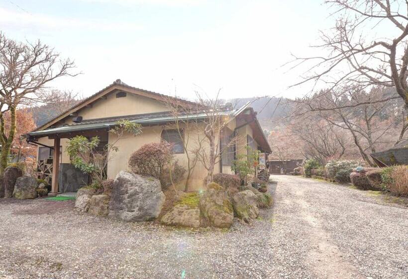 ペンション Mizuwake Minshuku Mura