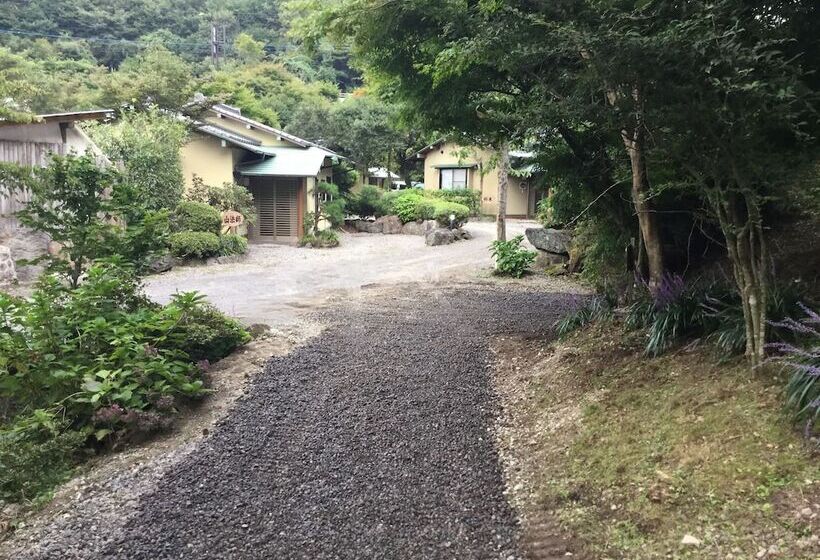 ペンション Mizuwake Minshuku Mura