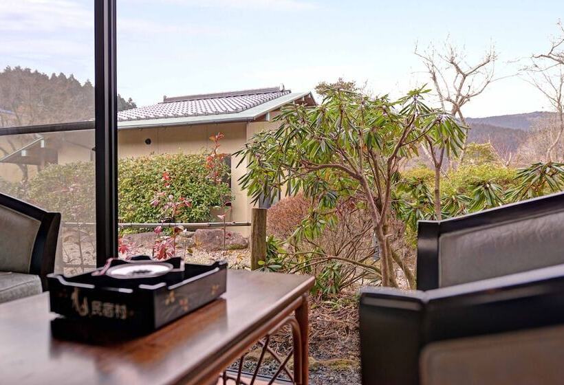 ペンション Mizuwake Minshuku Mura