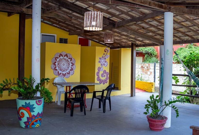 펜션 Pousada Pelô De Imbassaí