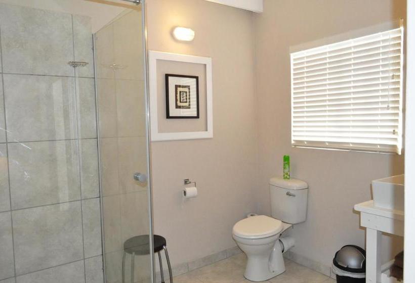 بنسيون The Calitz