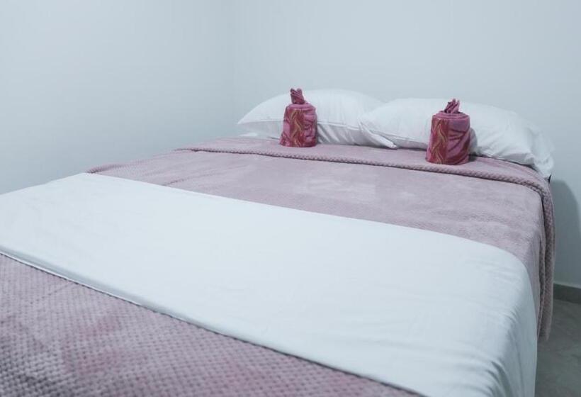 هاستل Inn Bless Apart