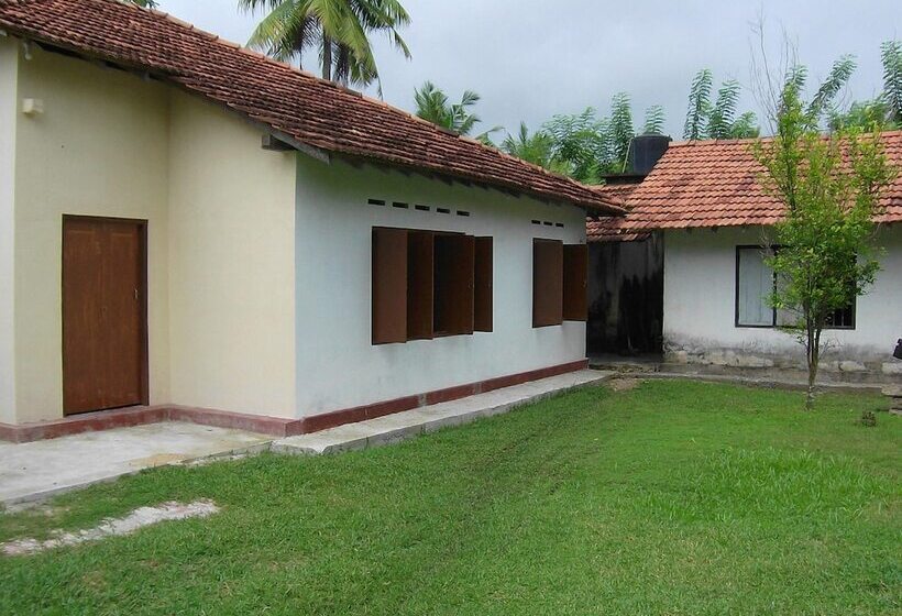 فندق صغير Mendis Cottage