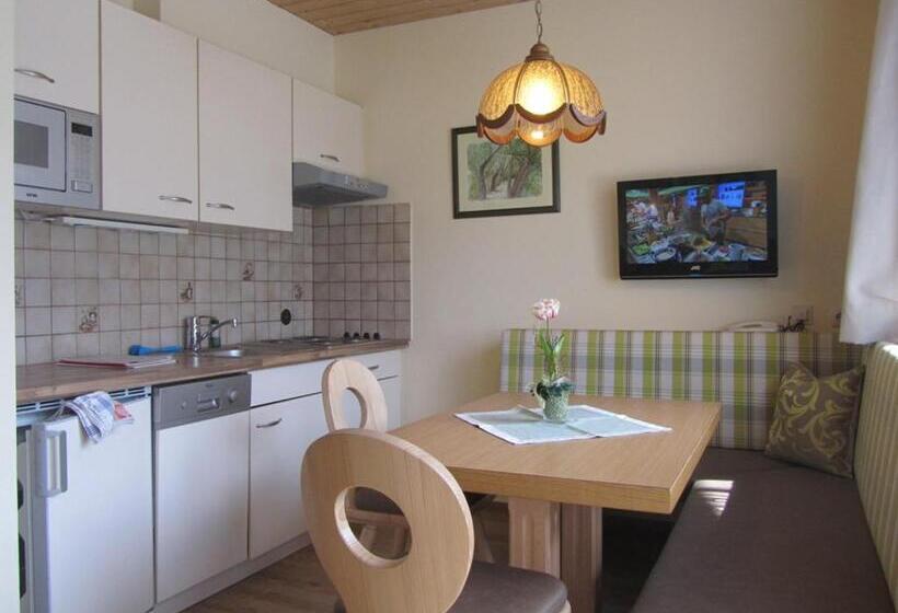 Appartementhaus Sennhüttn