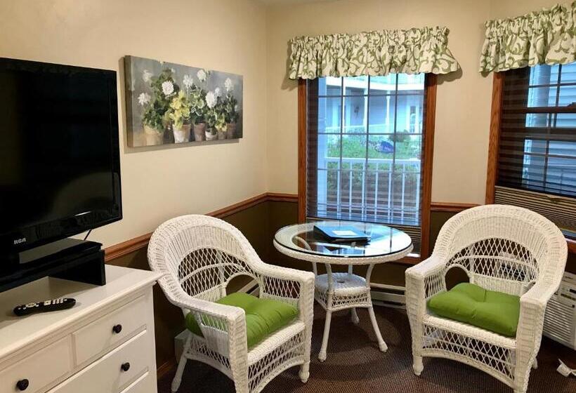 فندق Bay Breeze Resort