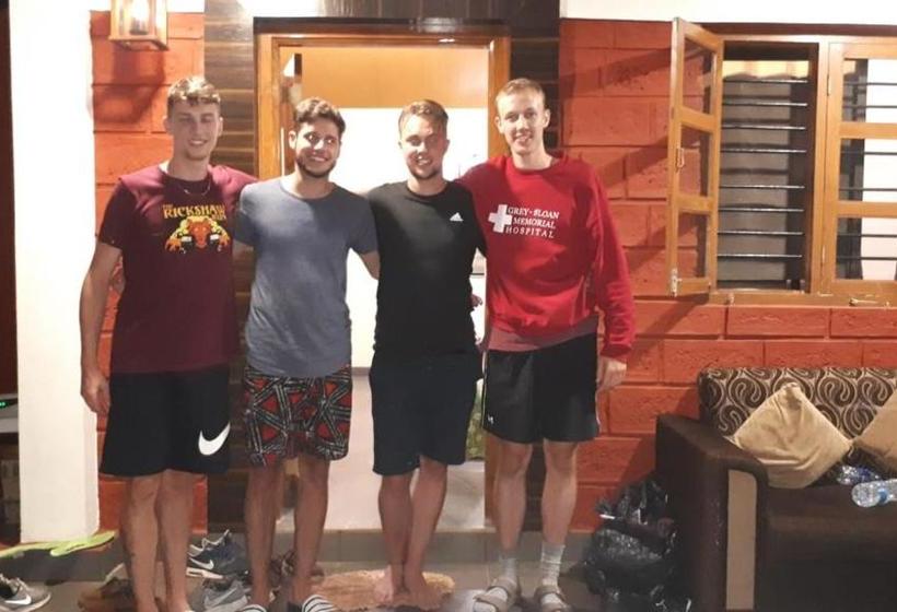 فندق Red Roof Farmhouse