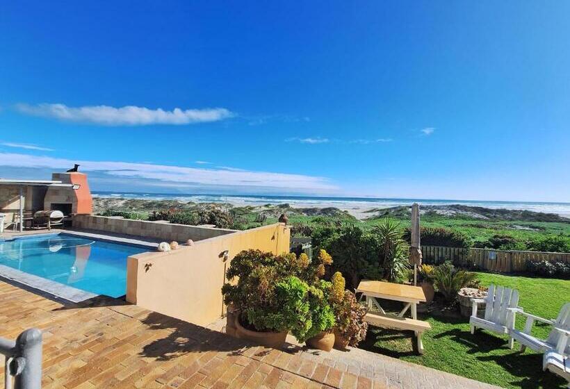 بنسيون 14 Penguin Place, Melkbosstrand