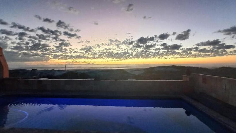 بنسيون 14 Penguin Place, Melkbosstrand