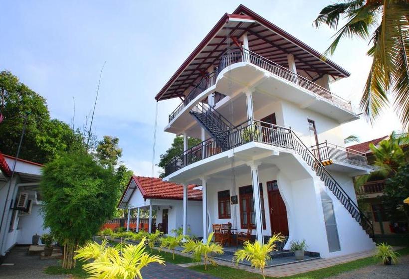 بنسيون Happy Cabanas