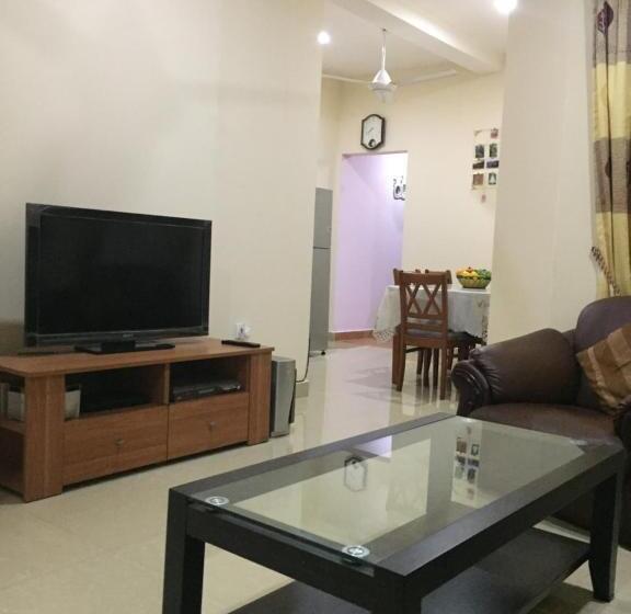 Пансион Ivory Home Stay & Self Catering Guest House