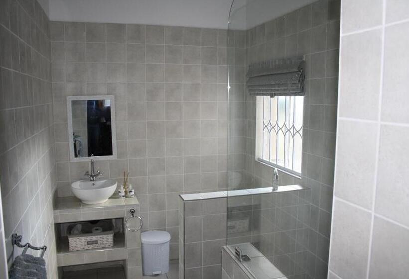 بنسيون Jelani Guest House