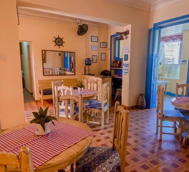 פנסיון Pousada Aruans Casarão