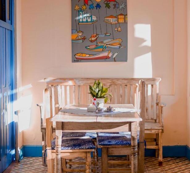 פנסיון Pousada Aruans Casarão