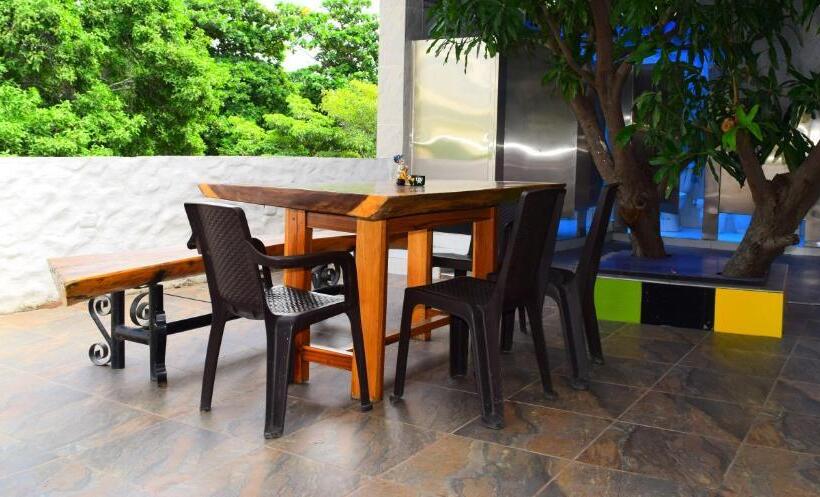 ペンション Rokadura Hostel