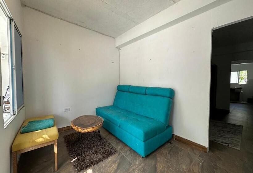 پانسیون Rokadura Hostel