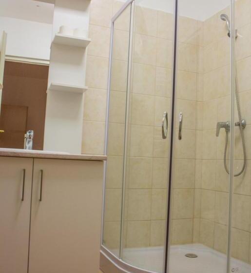 ペンション Sasfészek   Falusi Szálláshely