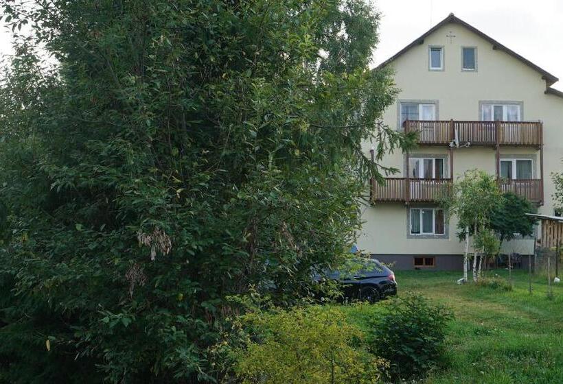 膳宿费 Vila Zenyt