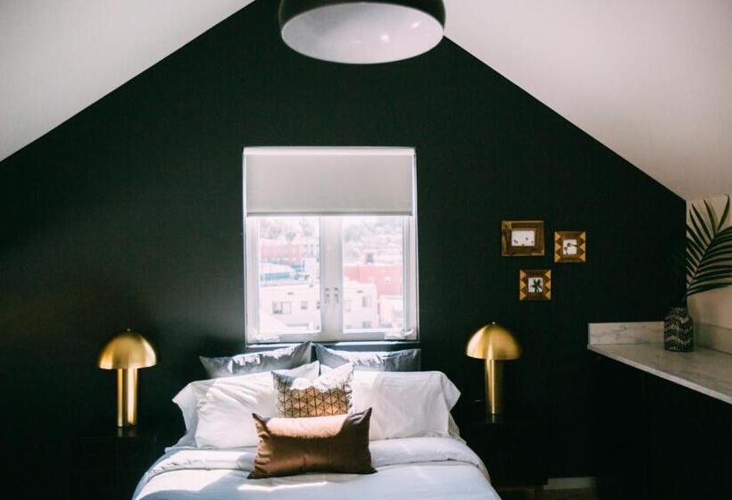 فندق صغير Noon On Sunset Hill