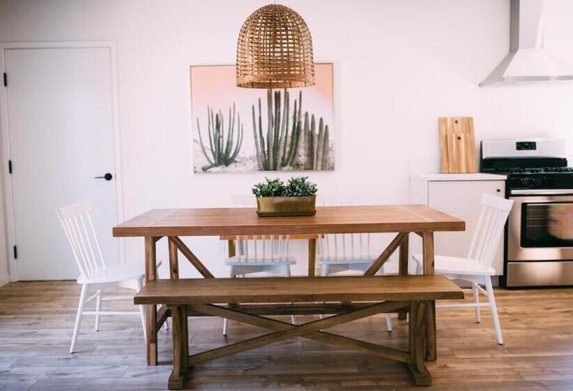 فندق صغير Noon On Sunset Hill