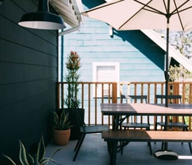 ユースホステル Noon On Sunset Hill