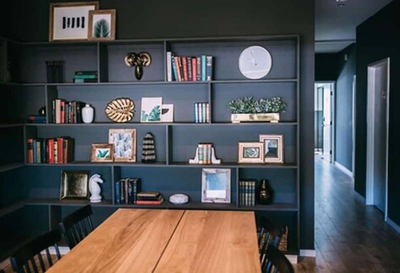 ユースホステル Noon On Sunset Hill