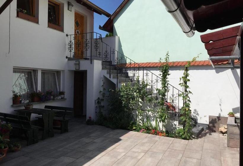 ホテル Fehérház Alkalmi Szálló