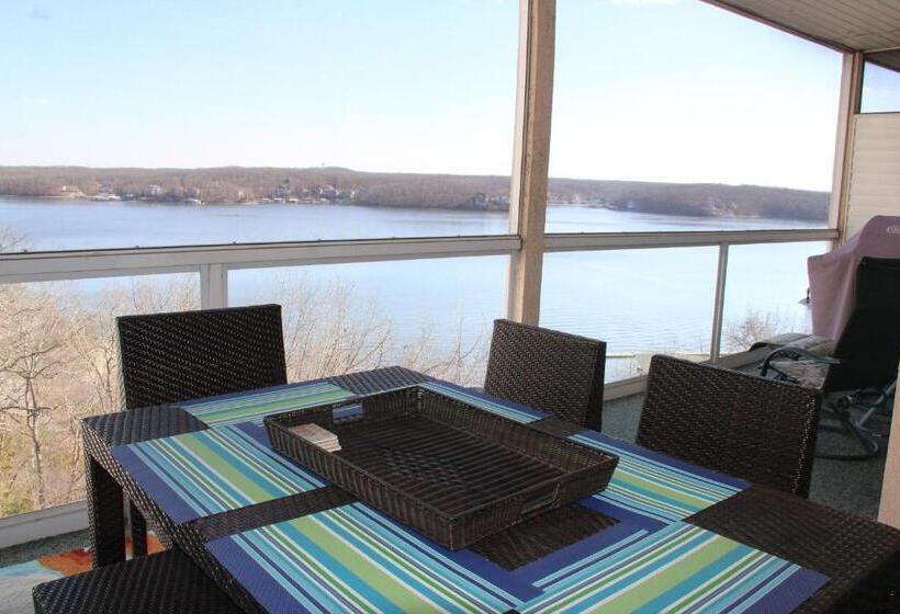 Lake Ozarks Get Away Topsider