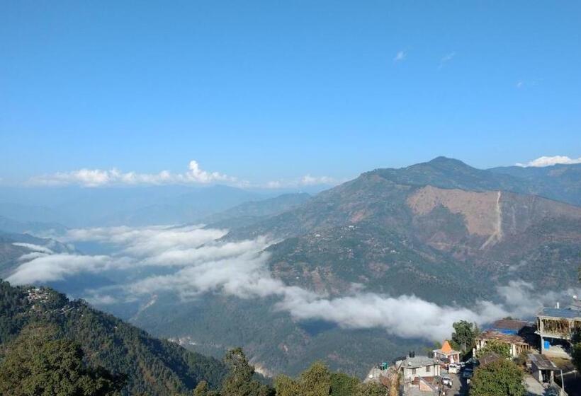 Пансион Aapas Residency