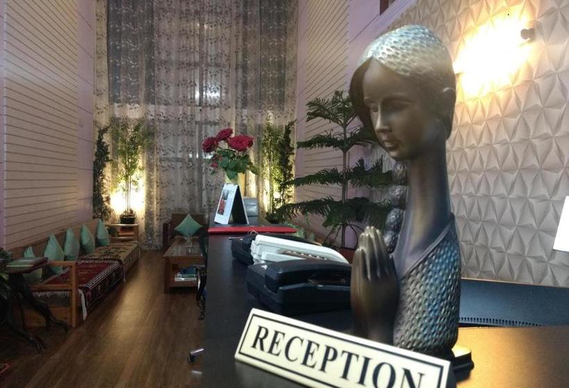 Пансион Aapas Residency