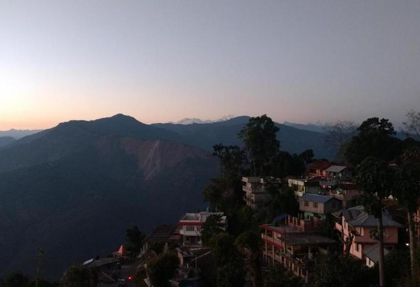 Пансион Aapas Residency