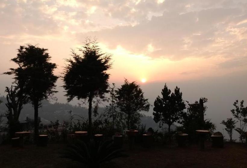 Пансион Aapas Residency