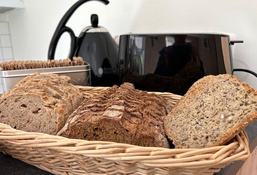 پانسیون Guesthouse Baegisa