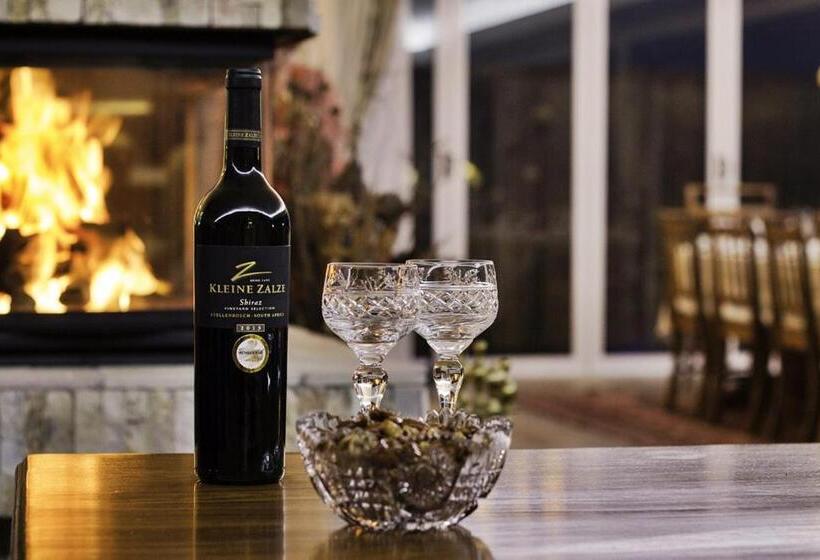 پانسیون Hillscapes Guesthouse