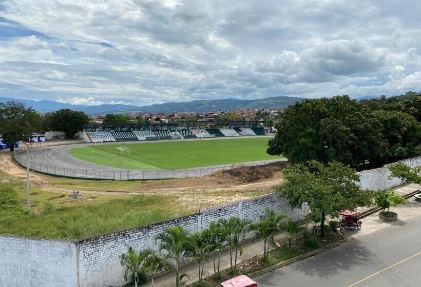 ペンション Hospedaje Marbis