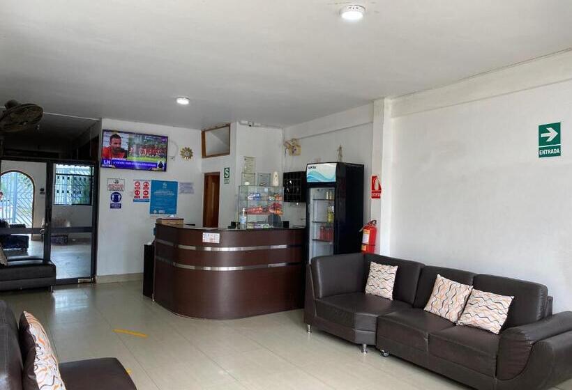 ペンション Hospedaje Marbis